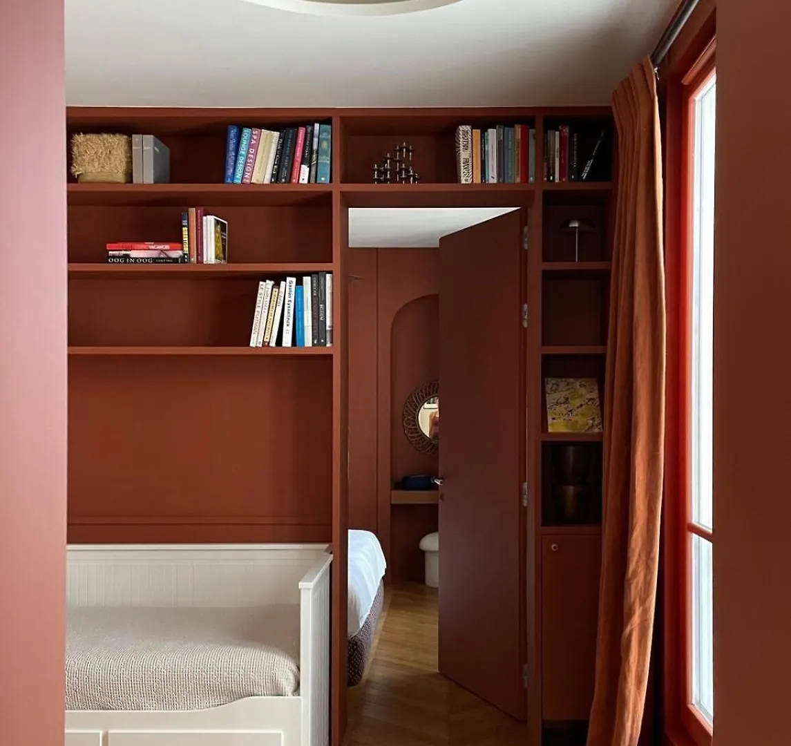 Апартаменты L'Atelier 35 With View Of Montmartre Париж